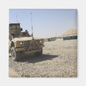 An Oshkosh M-ATV 2 Magnet (Vorne)