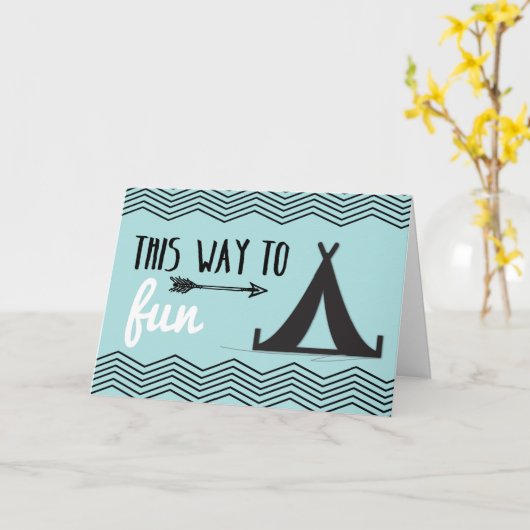 An Sie am Lager, am Zelt u. am Pfeil auf Karte (Gelbe Blume)