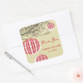 An Zweigen doppeltes Glück mit roten Signalleuchte Quadratischer Aufkleber (Umschlag)