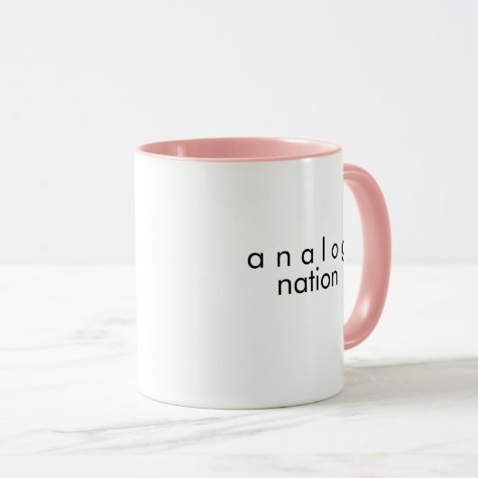 Analog Nation Coffee Tasse (VorderseiteRechts)