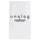 Analog Nation White Kleine Geschenktüte (Vorderseite)