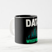 Analytik spricht Datenflüster Zweifarbige Tasse (Vorderseite Links)