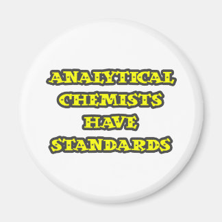 Analytische Chemiker haben Standards Magnet