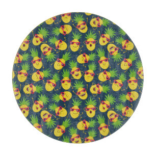 Ananas, Ananas, handgezeichnet, Sommermuster. Schneidebrett