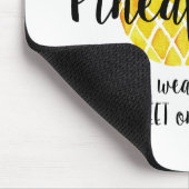 Ananas-Aquarell-Stand-hohe Abnutzung eine Krone Mousepad (Ecke)