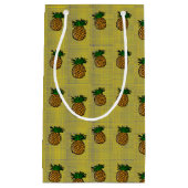 Ananas auf Blockmuster Kleine Geschenktüte (Vorderseite)