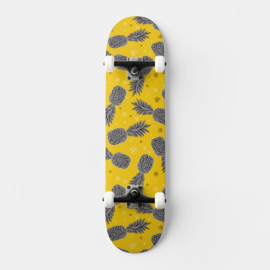 Ananas auf Gold Skateboard (Vorderseite)