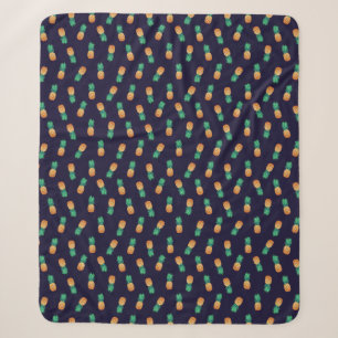 Ananas auf Marine Sherpadecke
