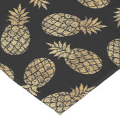 Ananas aus Gold auf Schwarz Kurzer Tischläufer (Ecke)