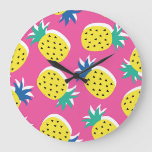 Ananas Crazy Colors: Childish Pop-Art. Große Wanduhr
