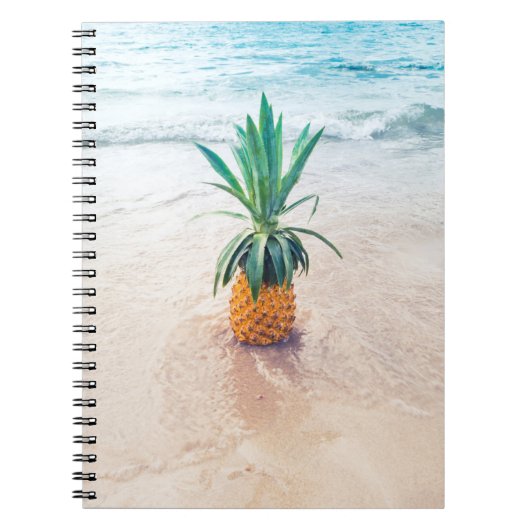 Ananas-Früchte am Strand am Morgen Notizblock (Vorderseite)