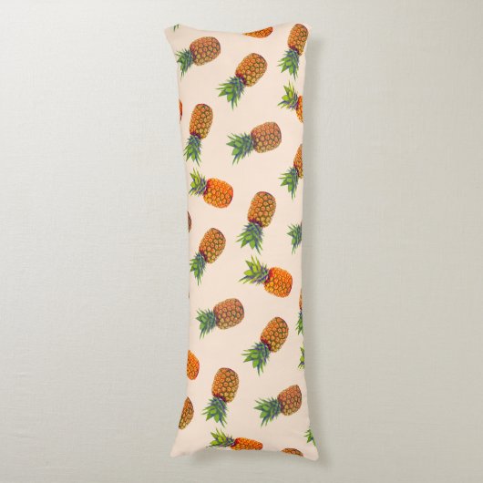 Ananas Früchte auf leichtem Beige Kissen (Vorderseite Vertikal)