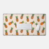Ananas Früchte auf leichtem Champagner Beige Schreibtischunterlage (Tastatur & Maus)
