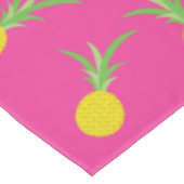 Ananas Geburtstagsparty Tischdecke (Schrägansicht)