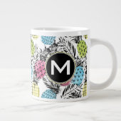 Ananas Grunge Palms| Monogramm Jumbo-Tasse (Rechts)