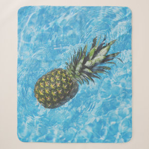 Ananas im Wasser Sherpadecke