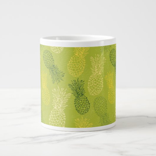 Ananas-Kontur-Muster auf Grün Jumbo-Tasse (Vorderseite)