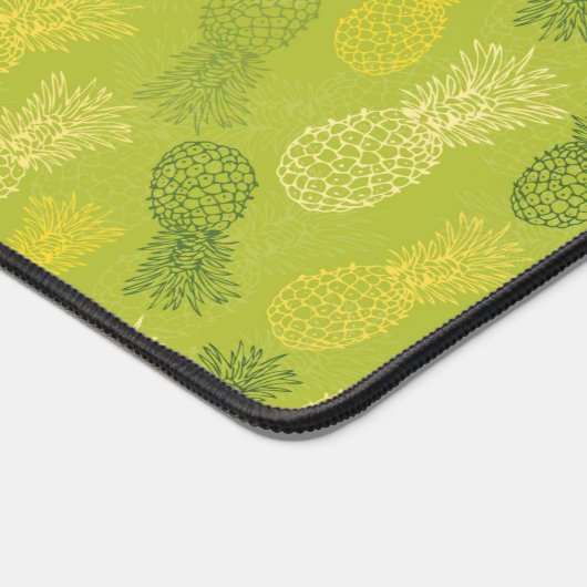 Ananas-Kontur-Muster auf Grün Schreibtischunterlage (Ecke)