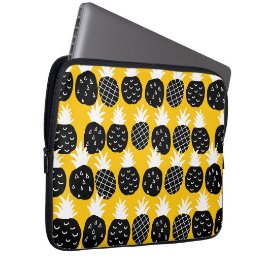 Ananas Laptopschutzhülle (Vorne Rechts)
