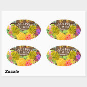 Ananas mit Blumen Ovaler Aufkleber (Blatt)