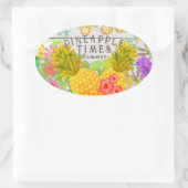 Ananas mit Blumen Ovaler Aufkleber (Tasche)