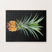 Ananas mit großen Haaren auf schwarzem Hintergrund Puzzle (Horizontal)