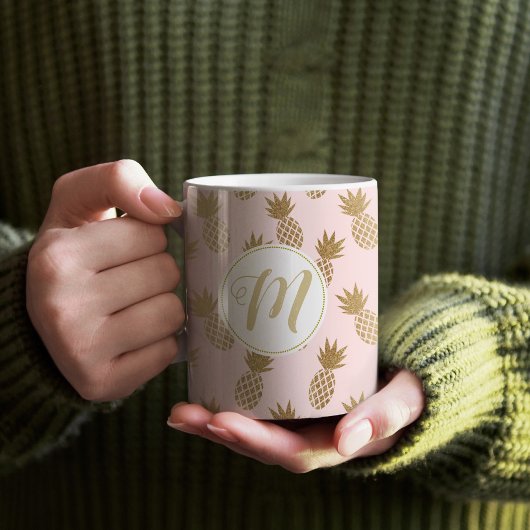 Ananas-Muster und Monogramm Kaffeetasse