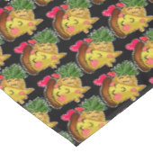 Ananas Pizza Liebe Tischdecke (Schrägansicht)