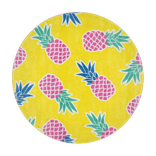 Ananas-Rausch: Heller Cartoon Vintag. Schneidebrett