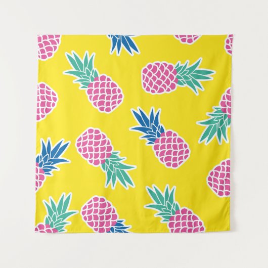 Ananas-Rausch: Heller Cartoon Vintag. Wandteppich (Vorderseite)
