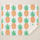 Ananas-Spiel: Fun Pattern Delight. Sherpadecke (Vorderseite (Horizontal))