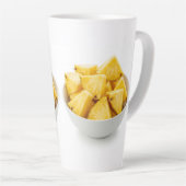 Ananas-Stücke in einer Schüssel Milchtasse (Rechte Ecke)
