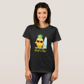 Ananas - Surfs up - Summer Beach T-Shirt (Vorne ganz)