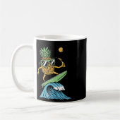 Ananas surft Illustration Kaffeetasse (Links)