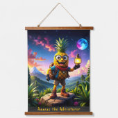 Ananas the Adventurer - Ananas Empire Wandteppich Mit Holzrahmen (Vorderseite)