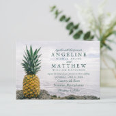 Ananas Tropical Beach Hochzeit in Urlaubsort Card Einladung (Stehend Vorderseite)