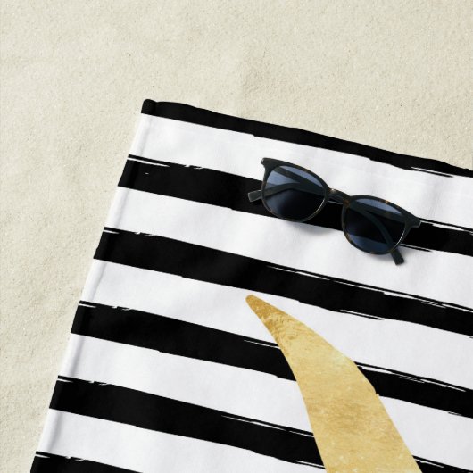 Ananas u. Streifen - Gold auf Schwarzem/Weiß Strandtuch (Beispiel)