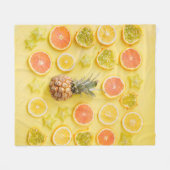 Ananas, umgeben von Zitrusfrüchten Fleecedecke (Vorderseite (Horizontal))