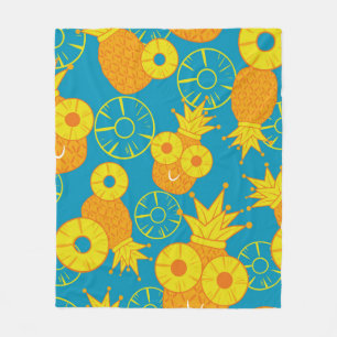 Ananas- und Ananas-Ringe. Nahtloser Doodkrug Fleecedecke