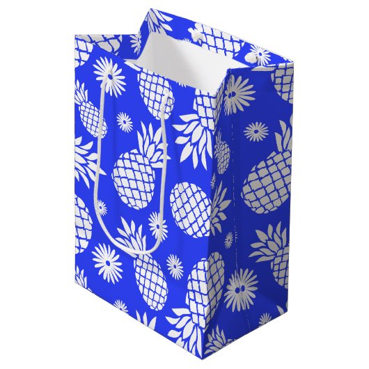 Ananas und daisy-blaue Geschenktasche Mittlere Geschenktüte (Vorderseite Schrägansicht)