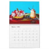 Ananas und Eis mit einem Fruchtsmoothie Kalender (Feb 2026)