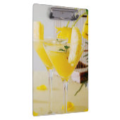 Ananas- und Ingwer-Fresca-Cocktail Klemmbrett (Rechts)