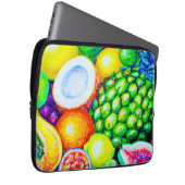 Ananas und tropische Früchte. Jetzt kaufen Laptopschutzhülle (Vorne Rechts)