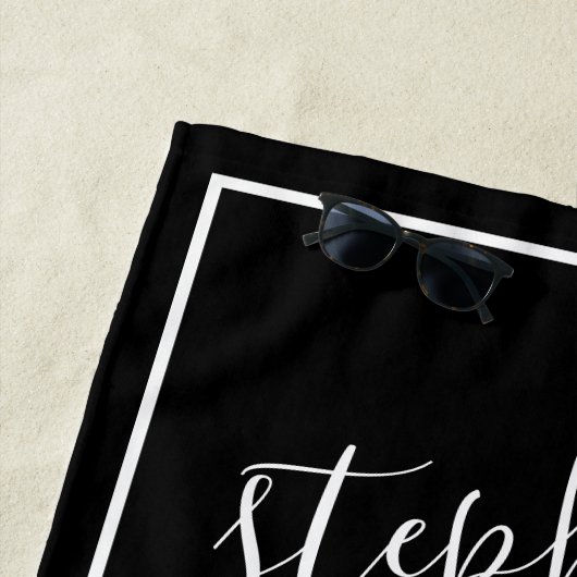 Ananas- und Whimsical-handgeschriebener Name Strandtuch (Beispiel)