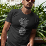 Ananas Weiße Kontur Schwarz Tropisch T-Shirt<br><div class="desc">Dieses Design wurde durch digitale Kunst erstellt und kann personalisiert werden, indem Sie auf den Knopf Anpassen klicken und die Farbe ändern, einen Namen, Initialen oder Ihre Lieblingssprache hinzufügen. Kontaktieren Sie mich unter colorflowcreations@gmail.com , wenn Sie dieses Design für ein anderes Produkt haben möchten. Kaufen Sie meine originale abstrakte Acrylmalerei...</div>