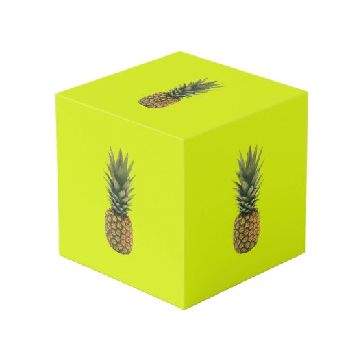 Ananas Würfel (Vorderseite Schrägansicht)