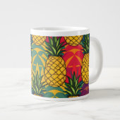 Ananasmuster Jumbo-Tasse (Vorderseite Rechts)