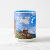 Ananuri Castle Georgia Zweifarbige Tasse (Mittel)