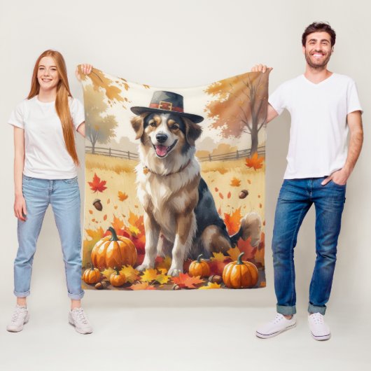 Anatolischer Schäferhund im Herbst verlässt Ernted Fleecedecke (Beispiel)