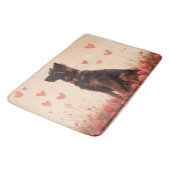Anatolischer Schäferhund mit Rose - Valentinstag Badematte (Schrägansicht)